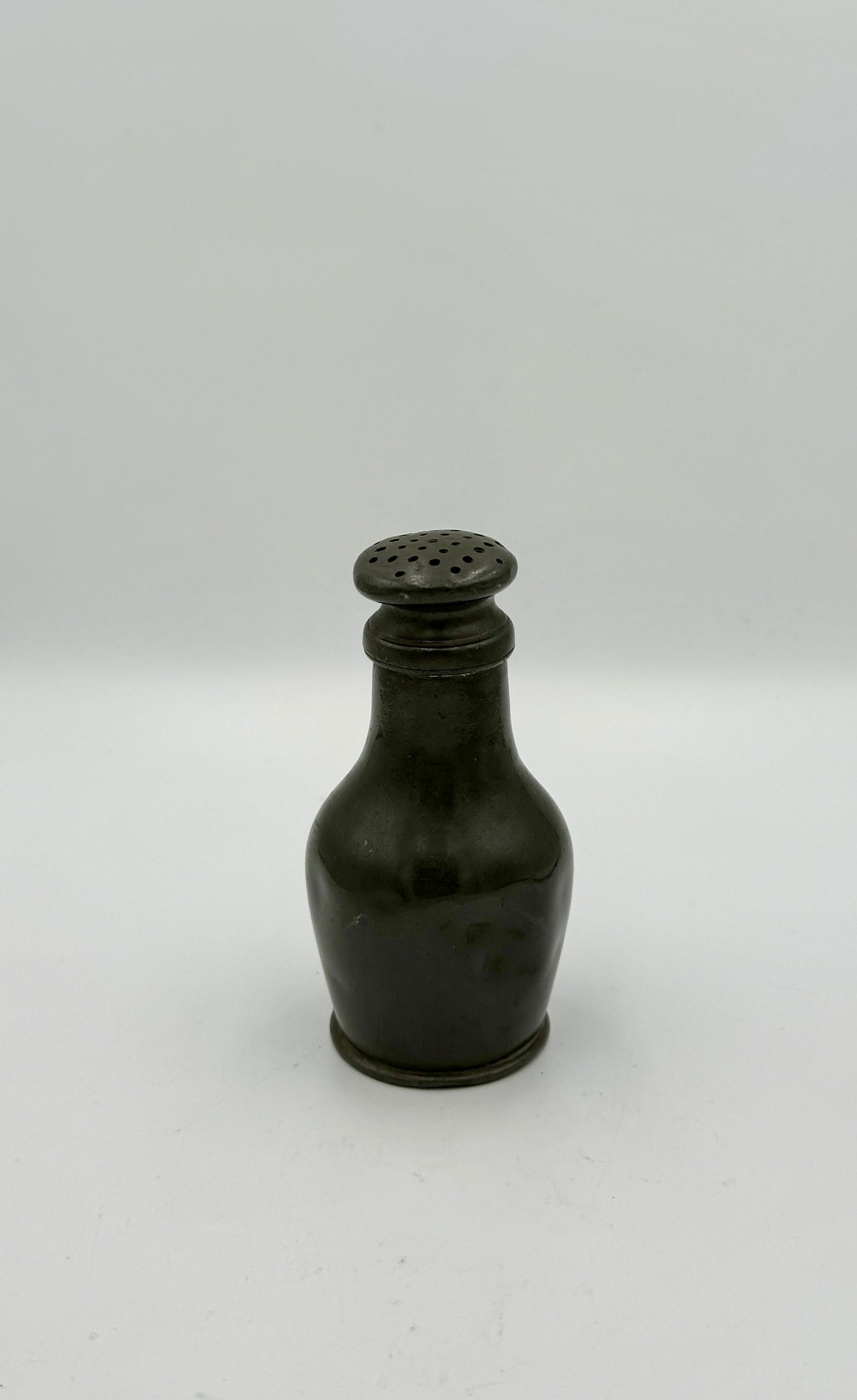 Antique English Pewter Pepper Shaker – Philip Ashberry & Sons (c. 1890-1920)