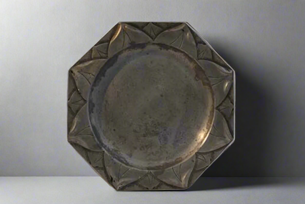 Antique French Pewter Plate - Large Art Nouveau Etain Garanti (c. 1890-1910)